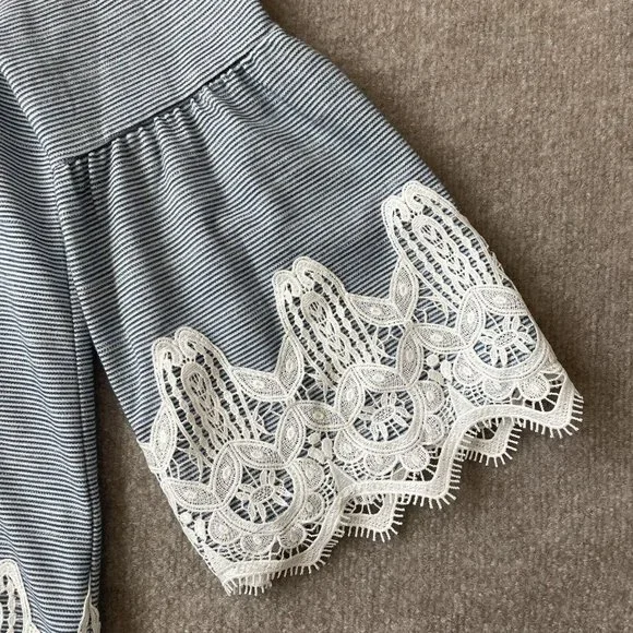 Chico's Shirt Womens 0 (Small) Blue White Striped Lace Bell Sleeves Hem Casual - Picture 4 of 8